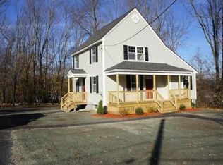 20 Oak Ter, Dracut, MA 01826