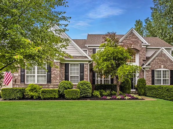 11552 Buckskin Dr, Zionsville, IN 46077