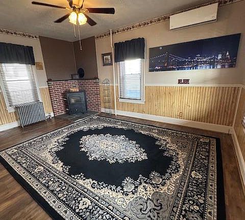 3rd image of 1117 Spring Garden Ave