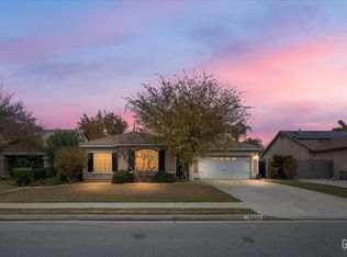 12606 Knights Bridge Pl, Bakersfield, CA 93312