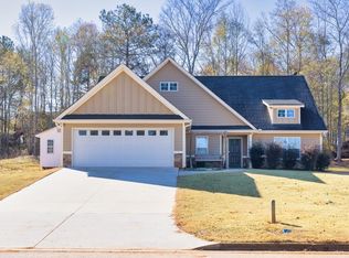 406 Belmont Park Dr, Commerce, GA 30529