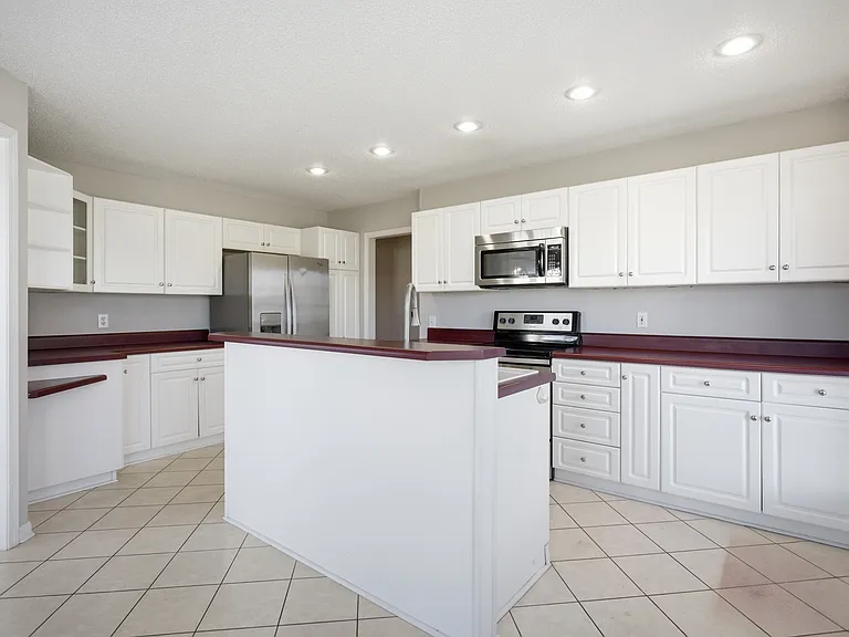 1613 Banchory Cir — Photo 12