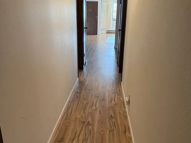 2209 Colby Ave #4 — Photo 12