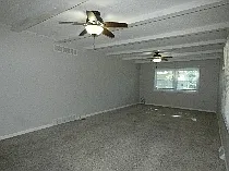 3 bed, 1.5 bath, 1224 sqft, $1,500 — Photo 3