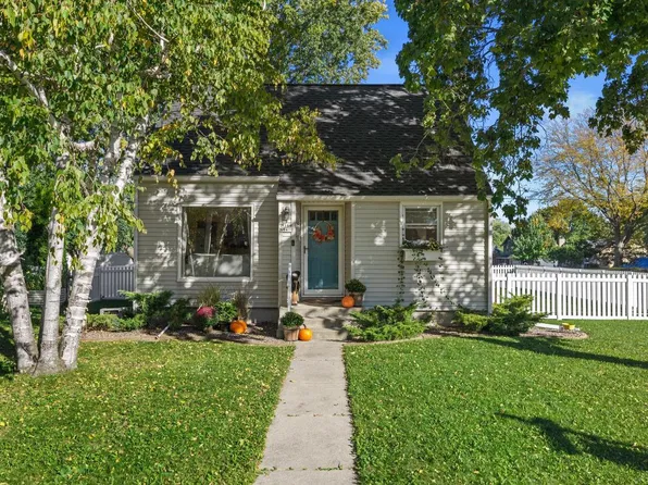 W164N8410 Hiawatha AVENUE, Menomonee Falls, WI 53051