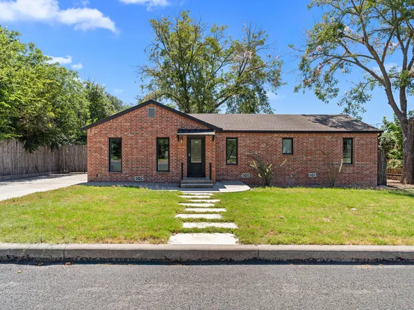 109 S Bowie St, Fredericksburg, TX 78624