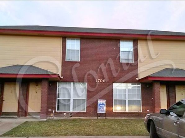 1706 Old Fm 440 Rd APT D