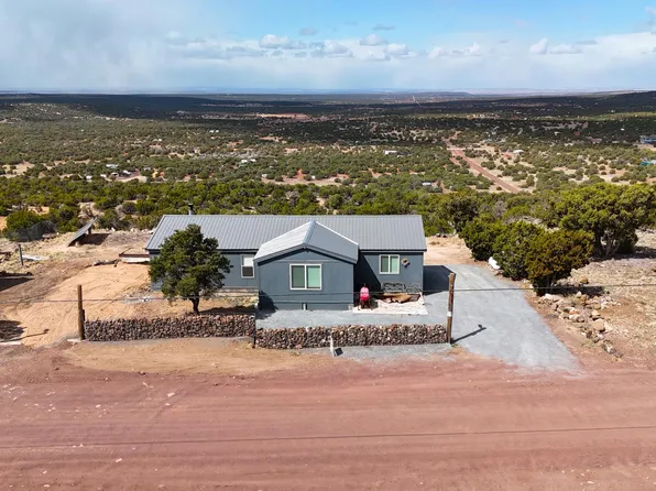 21 County Road 8303, Concho, AZ 85924
