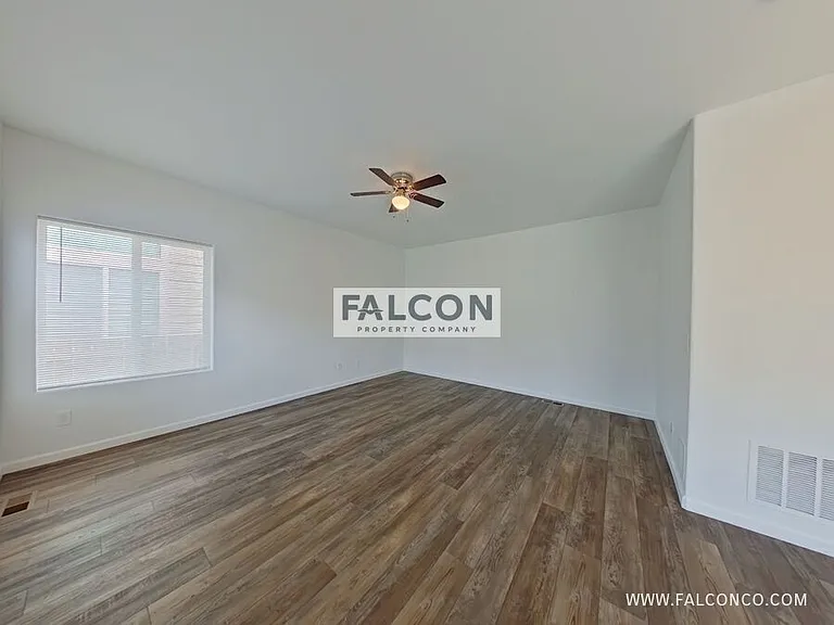 10512 Castor Dr — Photo 6