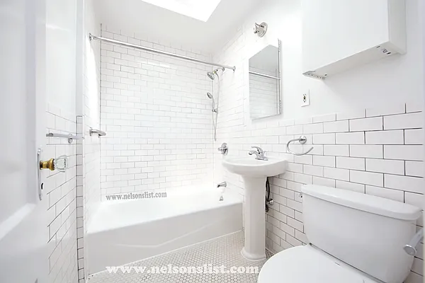 Rented by Nelson Aybar, LREB | media 12