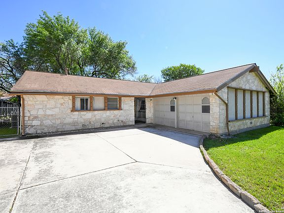 3rd image of 14402 Perchin Street
