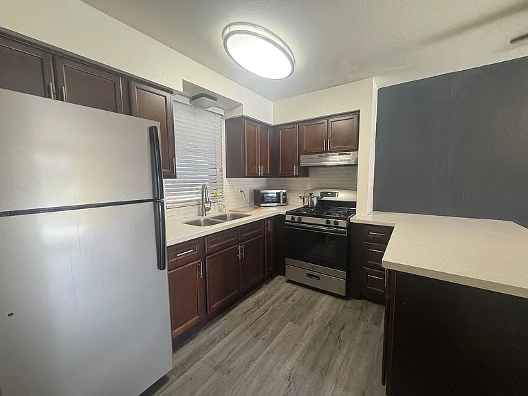 Scottsdale 5th Ave. Apartments — Photo 38