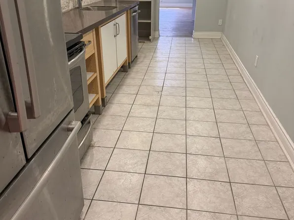 3147 Mayfield Rd, Brampton, ON L6Z 4P9