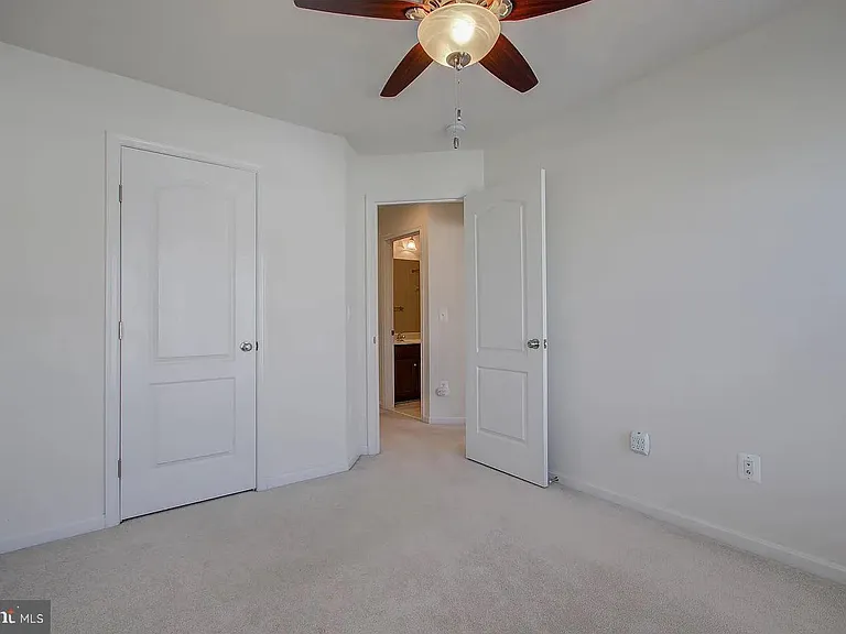 22648 Vienna Green Ter — Photo 22