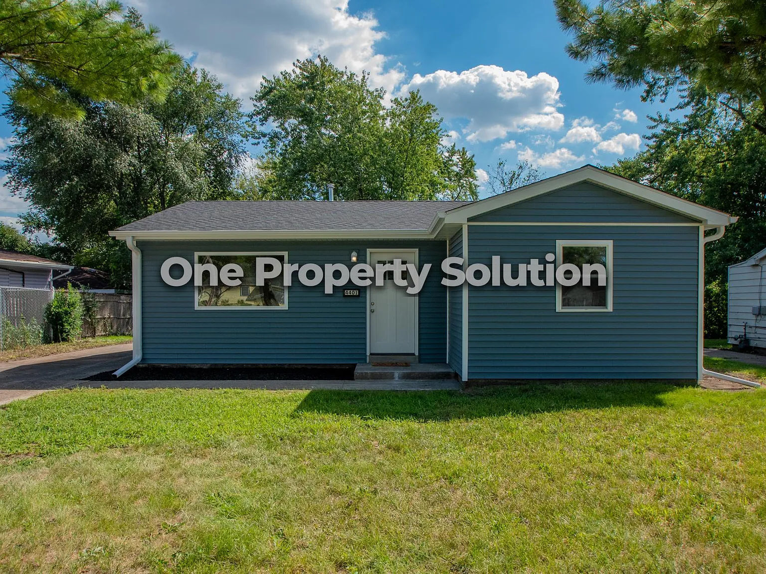3 bed, 980 sqft, $1,450 — Photo 1