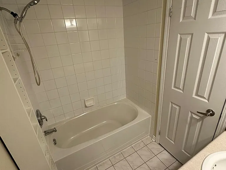 11 Ruttan St #125 — Photo 10