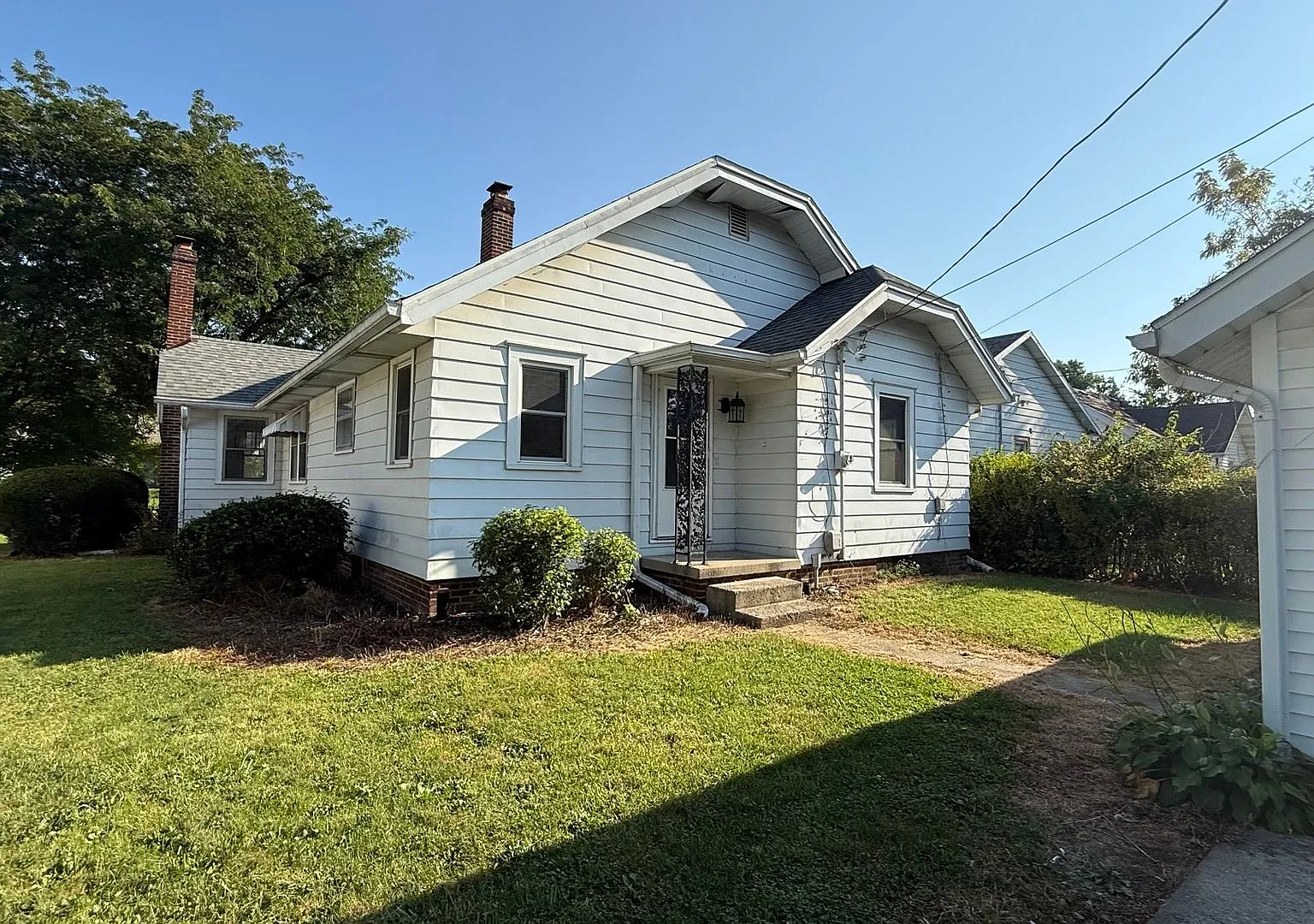 3 Bedroom Bungalow Near BSU - IU Health BMH — Photo 2