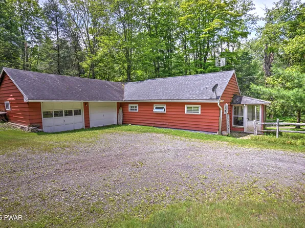 1350 Route 390, Greentown, PA 18426