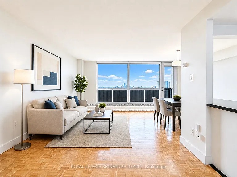 666 Spadina Ave #2211 — Photo 4