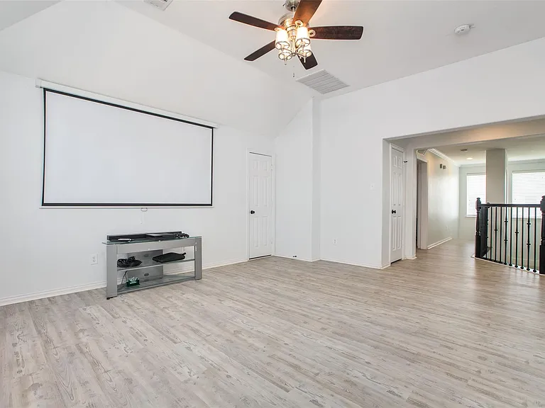 1320 Wheatear Dr — Photo 13