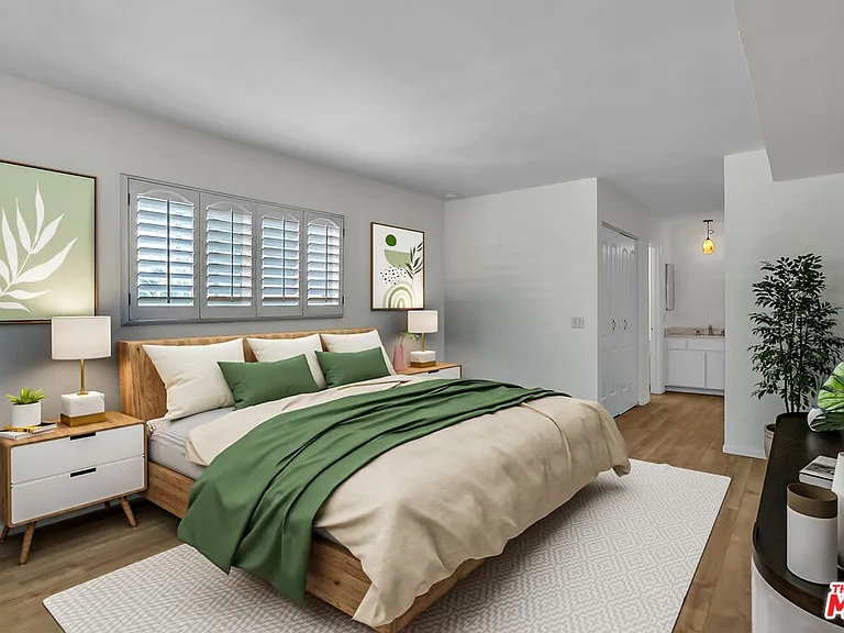 620 N Kenwood St #209 — Photo 11
