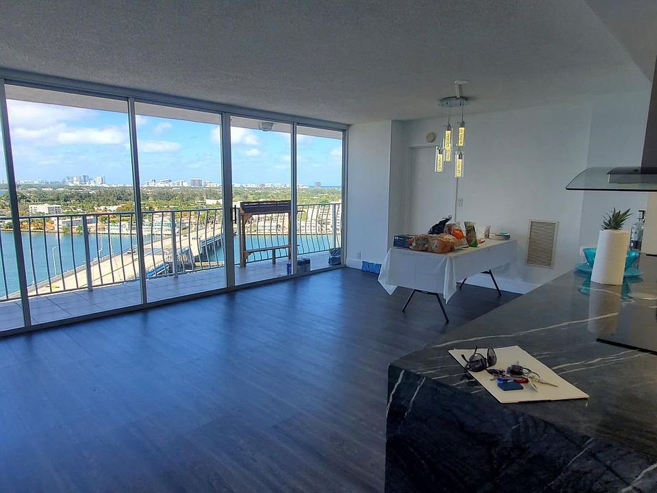 1st image of 7601 E Treasure Dr APT 1717