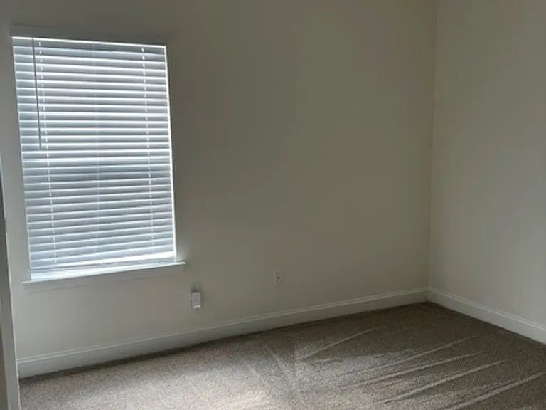 241 Whipple Ave — Photo 7