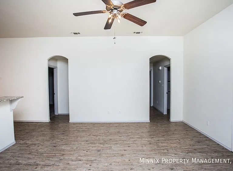1118 Preston Trl — Photo 26