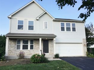 818 Glen Cove Ln, Hampshire, IL 60140