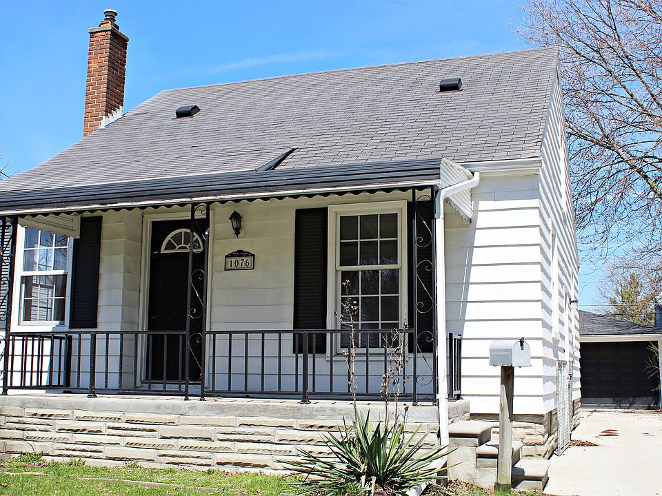 1st image of 1076 Leblanc St