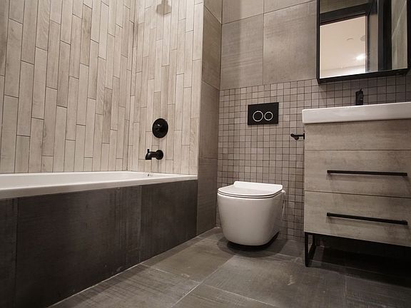 4th image of 133 16th St #3B