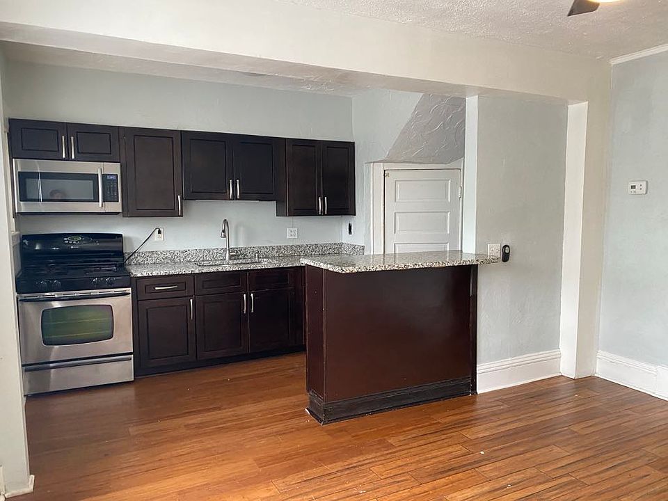 1st image of 1386 Beach Ave