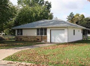 308 N Irving St, Ponca City, OK 74601