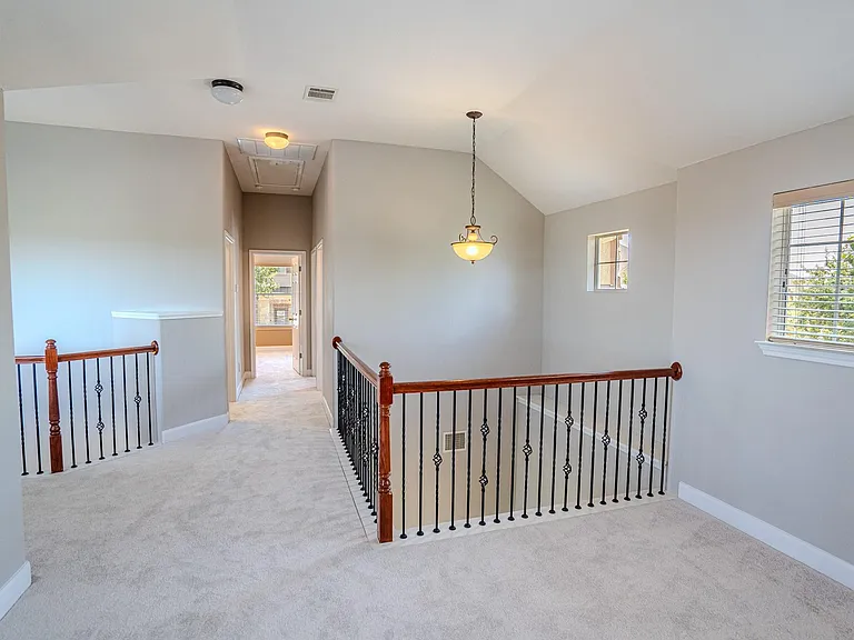 16 Mountain Terrace Cv — Photo 14