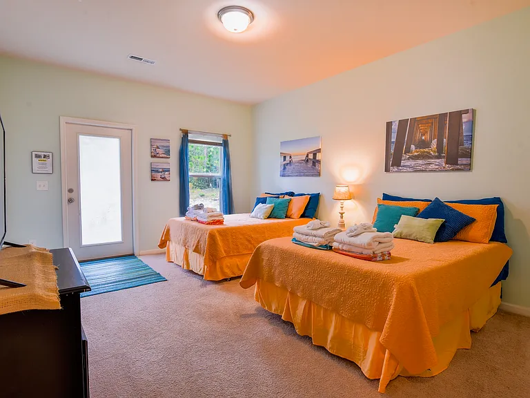 703 Elton Ave #1 — Photo 16