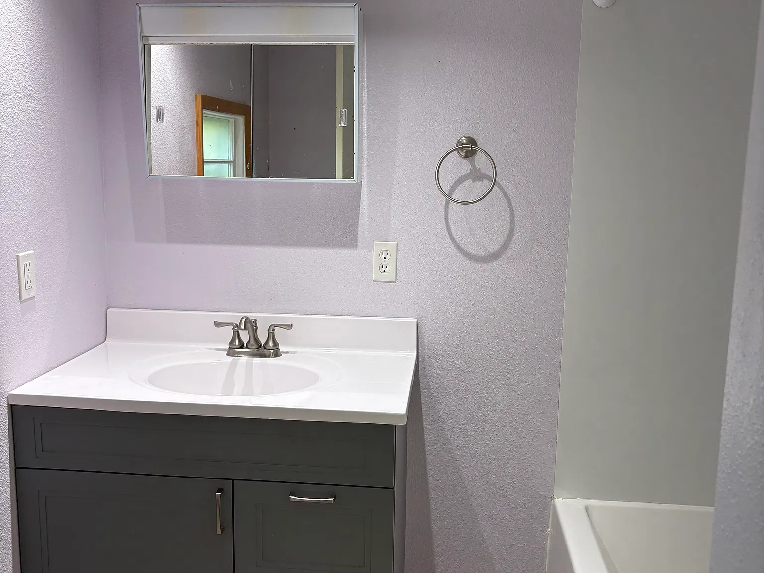 1 bed, 820 sqft, $750 — Photo 3