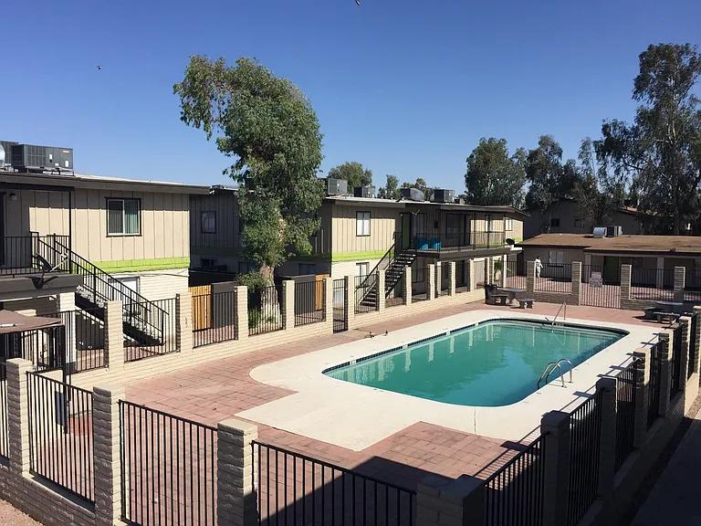 Vista Del Prado Apartments — Photo 8