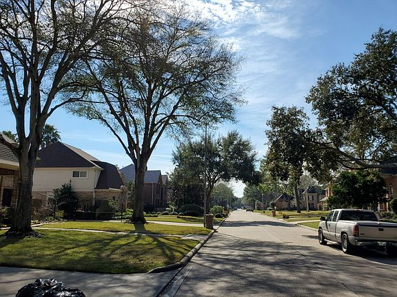 4th image of 1807 Briarchester Dr