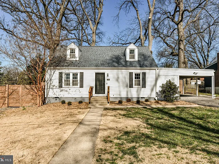 7308 Poplar Ct — Photo 34