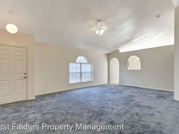 3rd image of 6604 Gentle Oaks Dr S