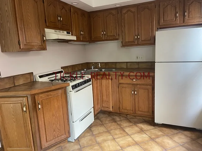 9 Birch Cres — Photo 10
