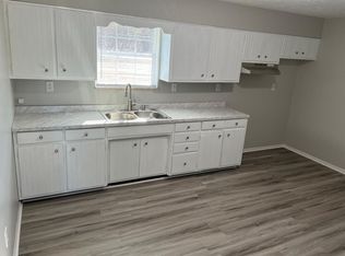 133 Armada Blvd #10, Russell, KY 41169