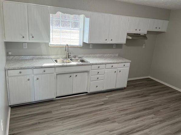 133 Armada Blvd #10
