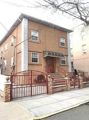 1st image of 156 Bay 13 St