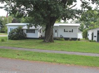 33 Chestnut St, Skowhegan, ME 04976