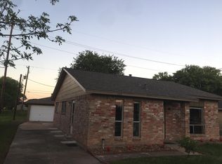 1410 N Avenue R, Freeport, TX 77541