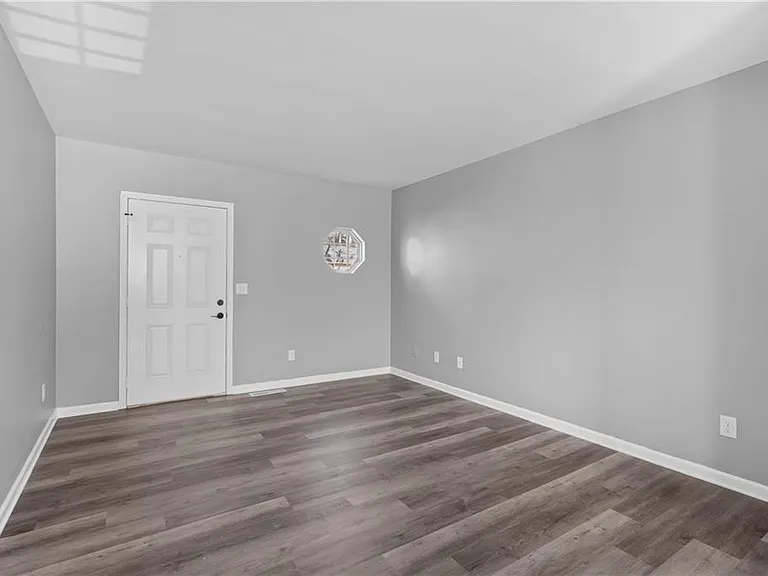 501 Pine Park St #D — Photo 5
