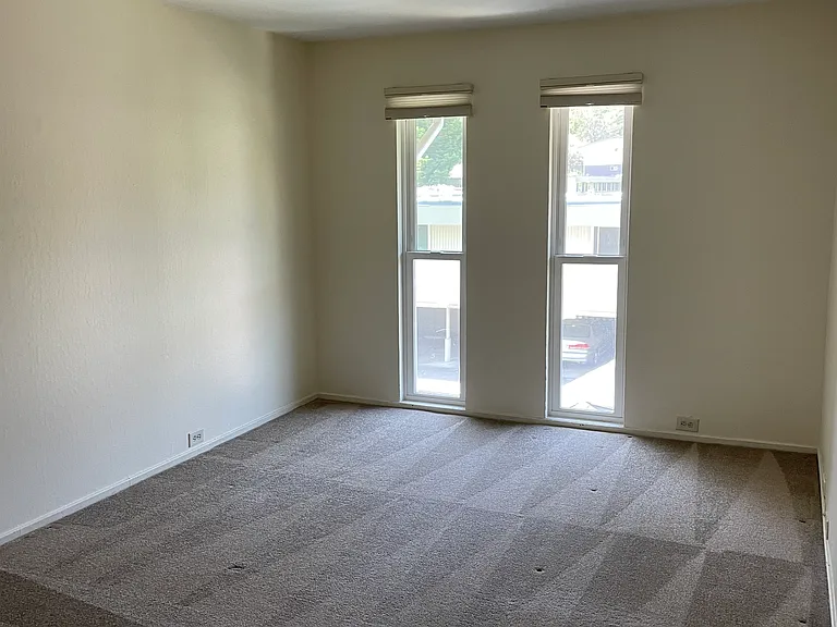 640 Moraga Rd — Photo 31