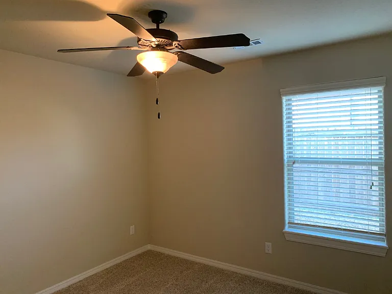 3072 N Autumn Rose Ave — Photo 9