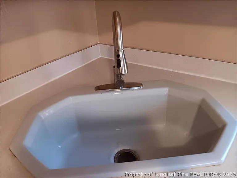 2123 Elvira St #B — Photo 5